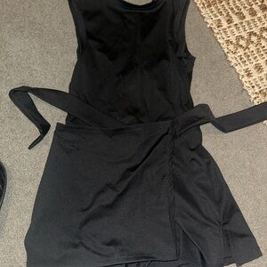 Black Sleeveless Dress
